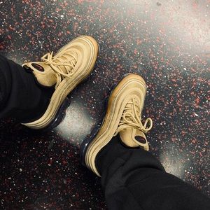 Meet your Posher, Arthur